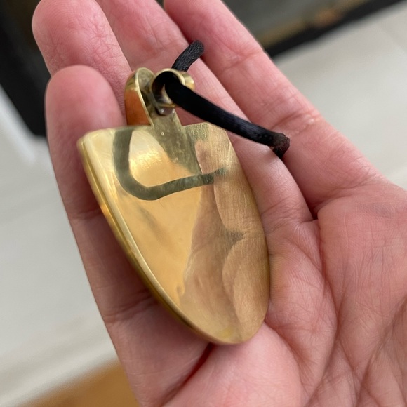 Art Deco style enameled brass pendant necklace - Picture 4 of 7